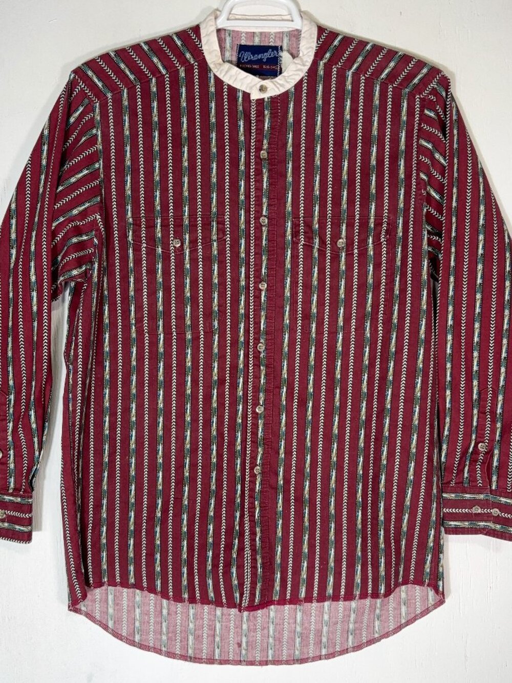 Vintage Wrangler Shirt Mens L Red Striped Band Collar X-Long Tails Santa Fe
